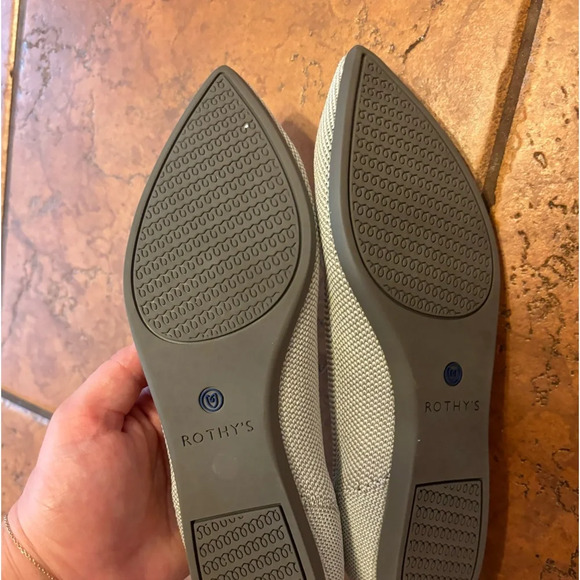 ROTHY POINTED GREY SHOE 5.5 - Picture 4 of 5